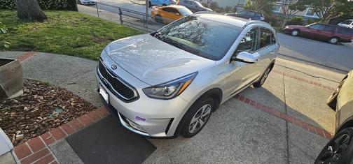 Silver 2019 Kia Niro Plug-In Hybrid EX Premium