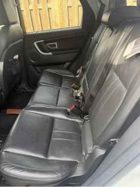White 2019 Land Rover Discovery Sport SE
