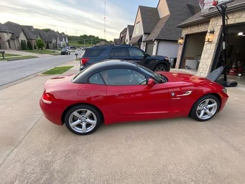 Red 2014 BMW Z4 sDrive28i