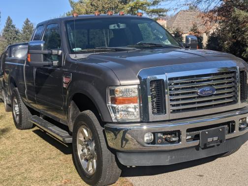 Gray 2009 Ford F-250 Lariat Super Duty SuperCab