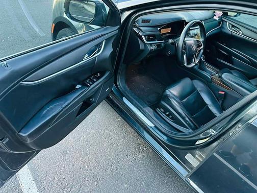 2013 Cadillac XTS Base