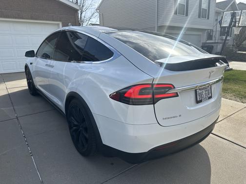 2016 Tesla Model X 90D
