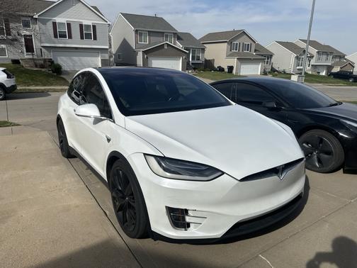 2016 Tesla Model X 90D