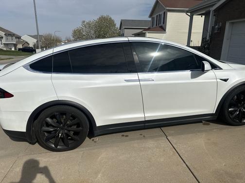 2016 Tesla Model X 90D