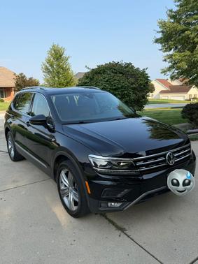 Black 2019 Volkswagen Tiguan 2.0T SEL Premium