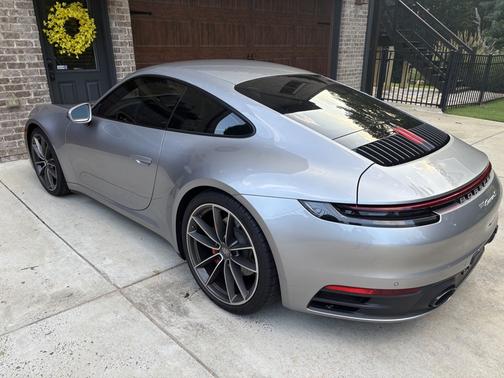 2022 Porsche 911 Carrera S