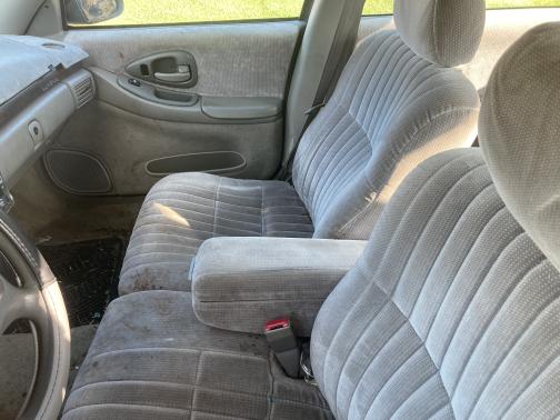 Photo 5 of 7 of 1998 Chevrolet Lumina Base