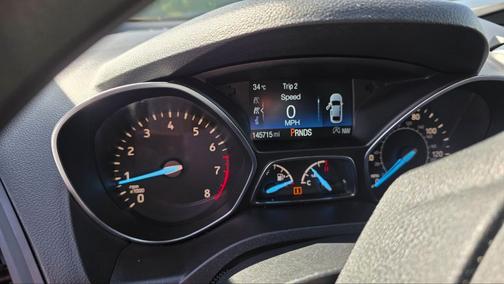 Black 2018 Ford Escape SE