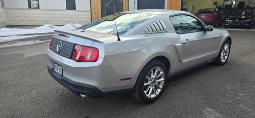 2010 Ford Mustang Base