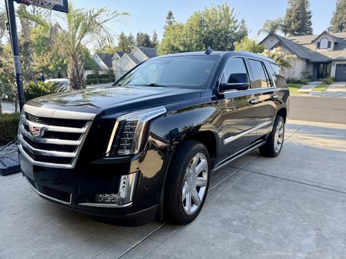 2018 Cadillac Escalade Premium Luxury