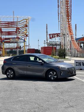 Black 2019 Hyundai IONIQ Hybrid SEL