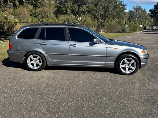 2005 BMW 325 xi Sport