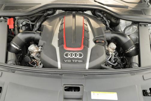 2013 Audi S8 4.0T