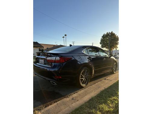 2017 Lexus ES 350 Base