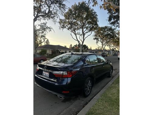 2017 Lexus ES 350 Base