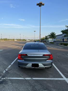 Photo 5 of 17 of 2017 Volvo S90 T6 Inscription