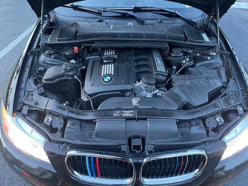 Black 2011 BMW 328 i