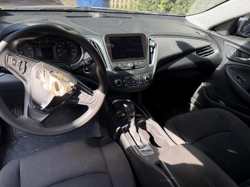 Silver 2021 Chevrolet Malibu LT