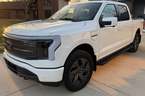 2023 Ford F-150 Lightning LARIAT