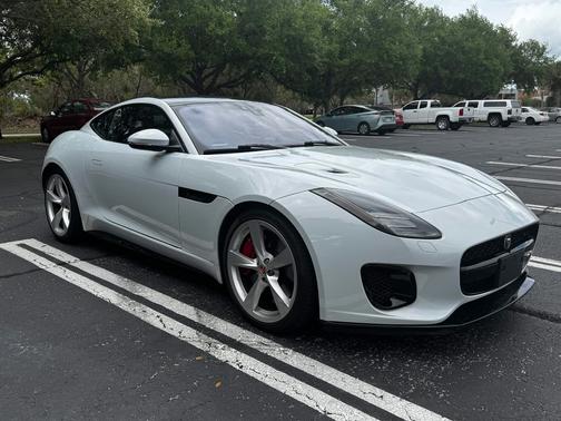 White 2018 Jaguar F-TYPE R-Dynamic