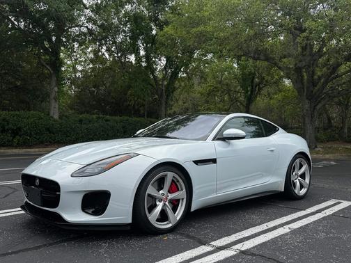 White 2018 Jaguar F-TYPE R-Dynamic