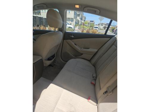 2010 Nissan Altima Hybrid Base