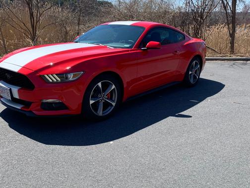 2016 Ford Mustang V6