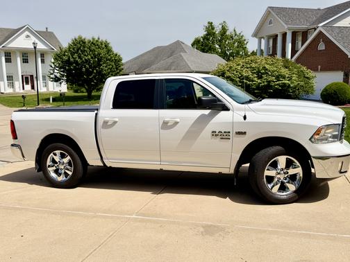 White 2019 RAM 1500 Classic SLT