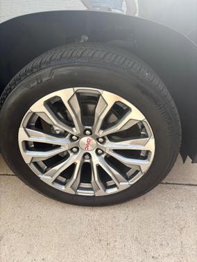 Gray 2021 GMC Yukon Denali