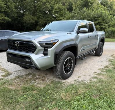 2024 Toyota Tacoma Hybrid TRD Off Road