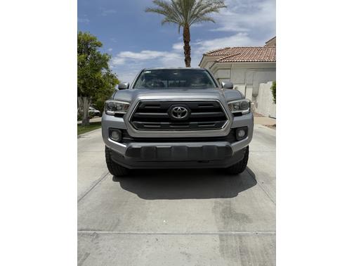 2017 Toyota Tacoma SR5