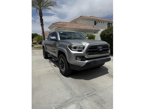 2017 Toyota Tacoma SR5