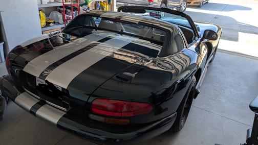 Green 1994 Dodge Viper RT-10