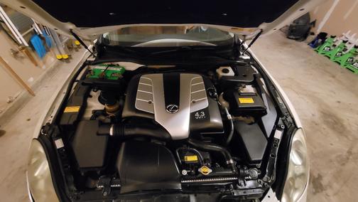 White 2002 Lexus SC 430 Base