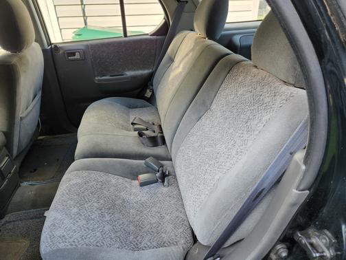 2000 Isuzu Rodeo S