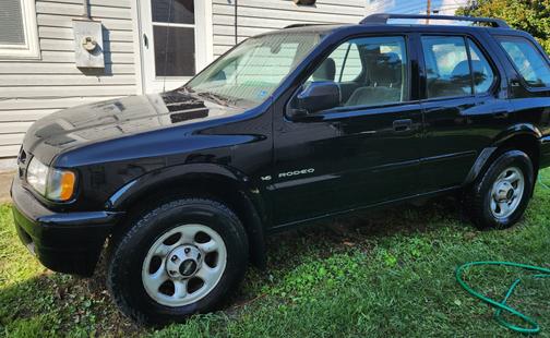 2000 Isuzu Rodeo S