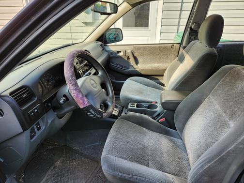 2000 Isuzu Rodeo S