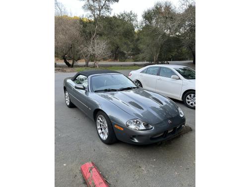 2002 Jaguar XKR Base