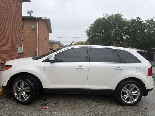 White 2011 Ford Edge Limited