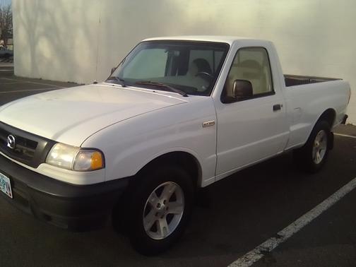 2001 Mazda B2300 SE
