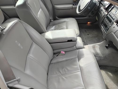 2009 Lincoln Town Car Signature Limited