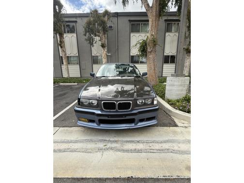 1999 BMW 323 iS