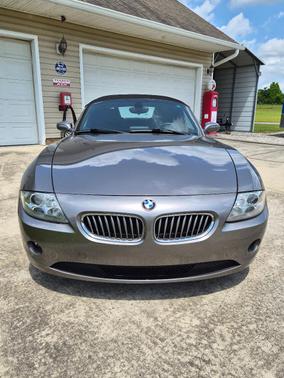 Gray 2005 BMW Z4 3.0i Roadster