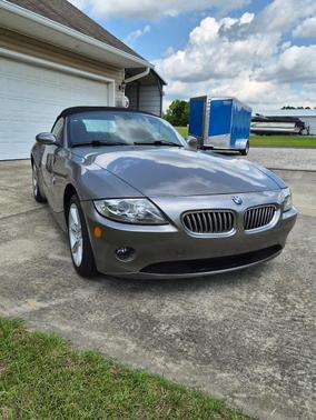 Gray 2005 BMW Z4 3.0i Roadster