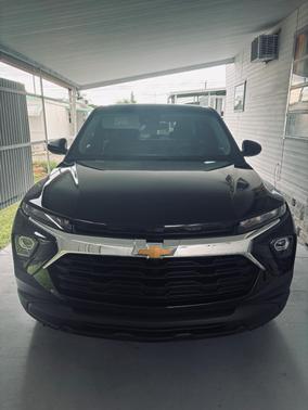 Black 2026 Chevrolet Trailblazer LS