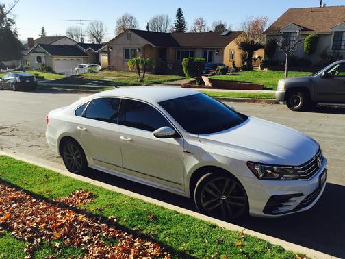 2017 Volkswagen Passat 1.8T R-Line w/Comfort