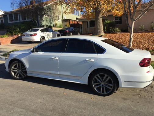 2017 Volkswagen Passat 1.8T R-Line w/Comfort