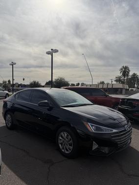 2020 Hyundai ELANTRA SE