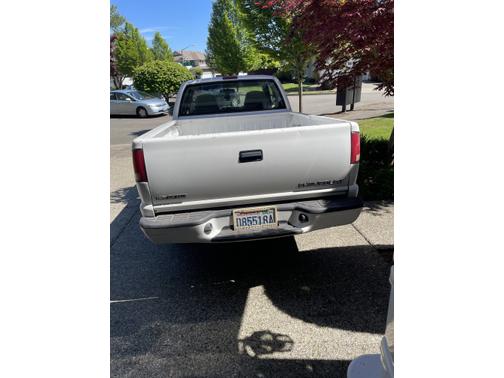 2000 Chevrolet S-10 LS Extended Cab