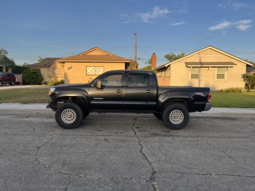 2005 Toyota Tacoma PreRunner Double Cab